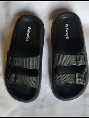 Weweya Black Slip-On Double Strap Sandals/Slides US 9.5 EUR 39-40